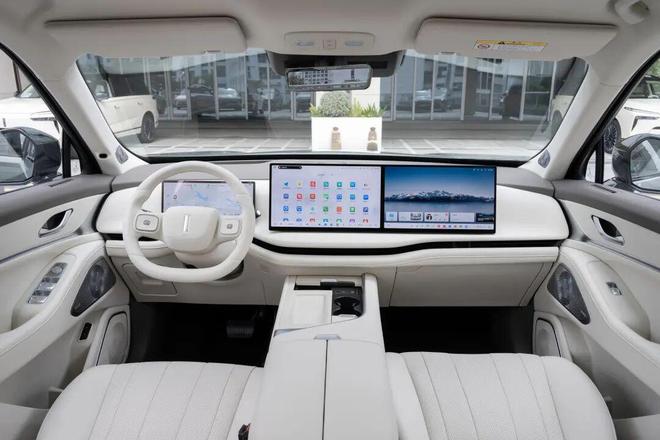 魏牌蓝山智能进阶版上市 辅助驾驶升级不朽情缘限时焕新价2758万元起(图6)