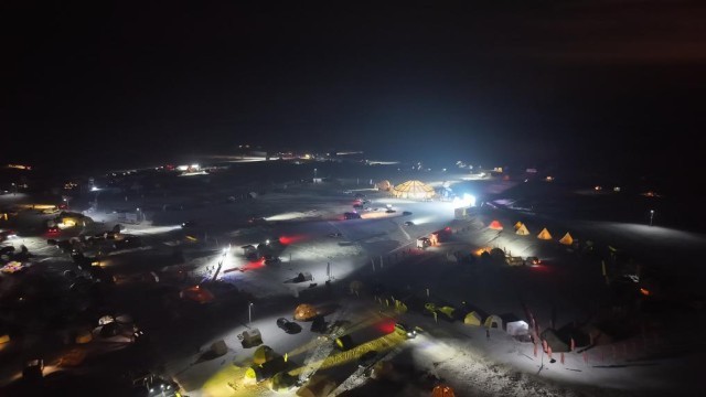 里斯：到冰封江畔露营去MG不朽情缘齐齐哈尔梅